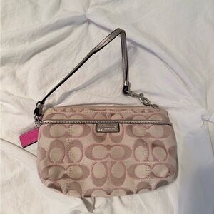 Coach Pink Signature Wristlet💗